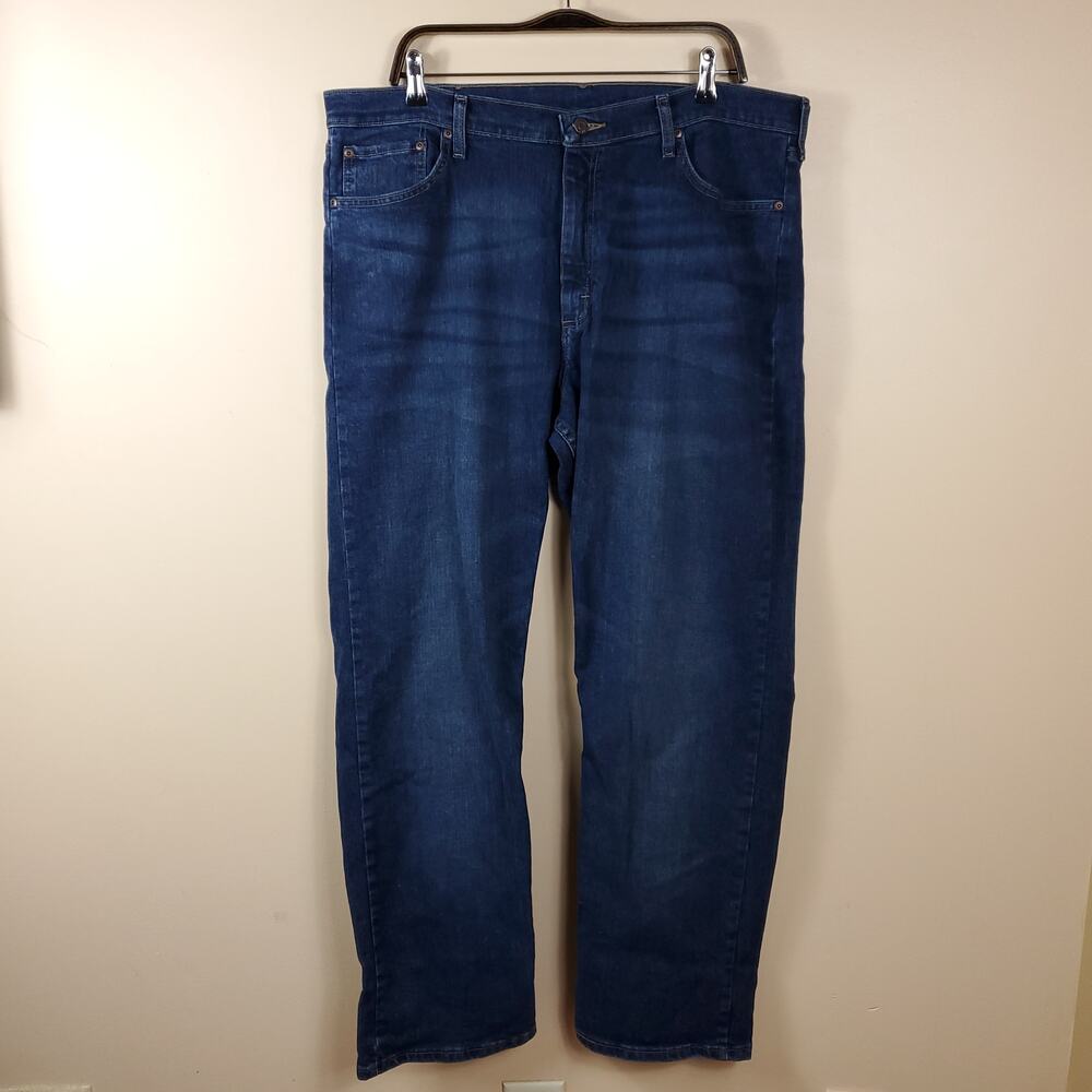 Wrangler Dark Wash Relaxed Fit Straight-leg Jeans Size 38x32